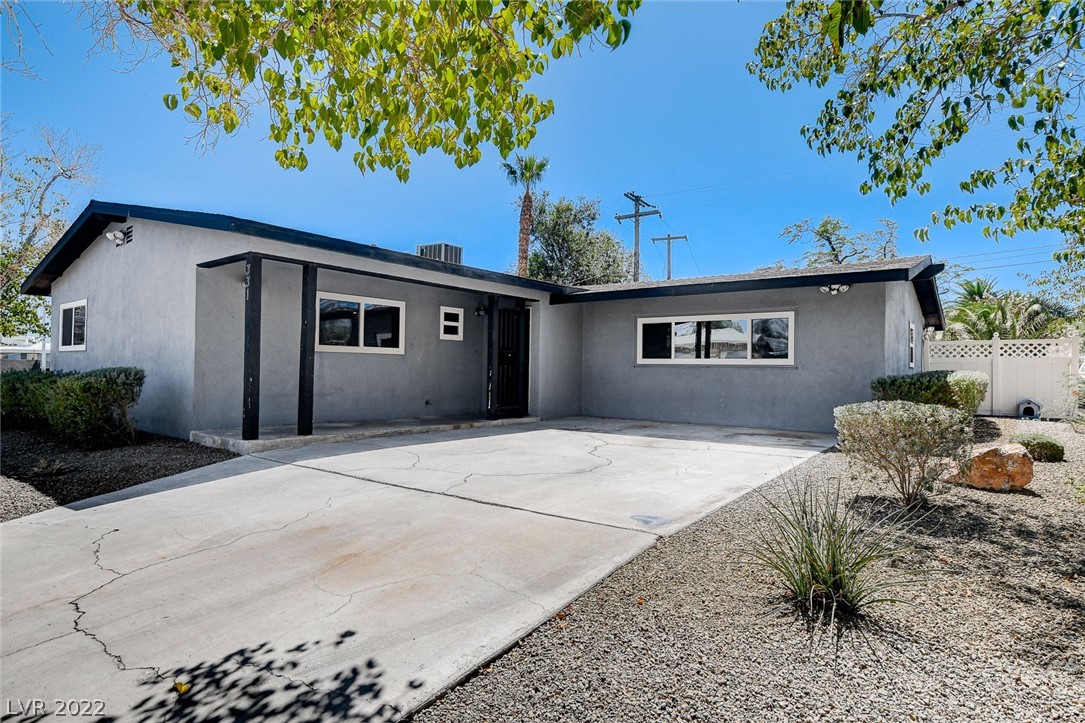 331 Xavier Street Las Vegas, NV 89107 - Photo 5 of 57
