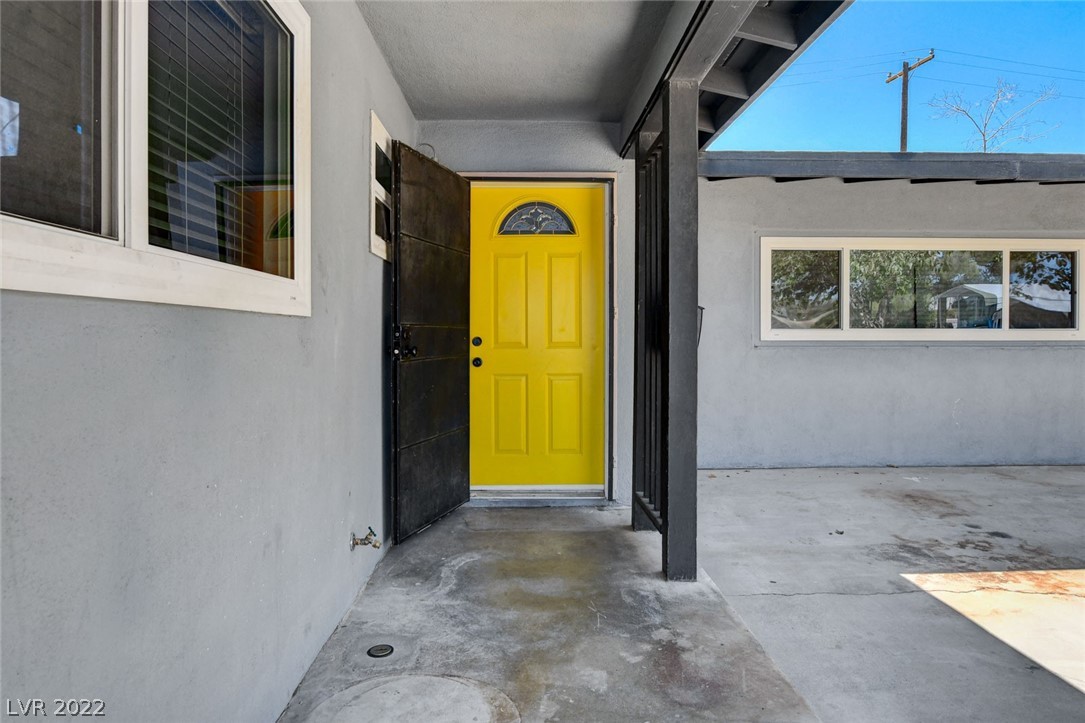 331 Xavier Street Las Vegas, NV 89107 - Photo 6 of 57