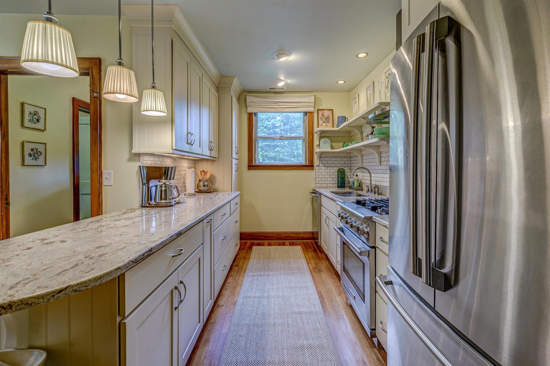 3467 Grandin Road Southwest Roanoke, VA 24018 - Photo 15 of 60 15-3467 Grandin Rd SW 015