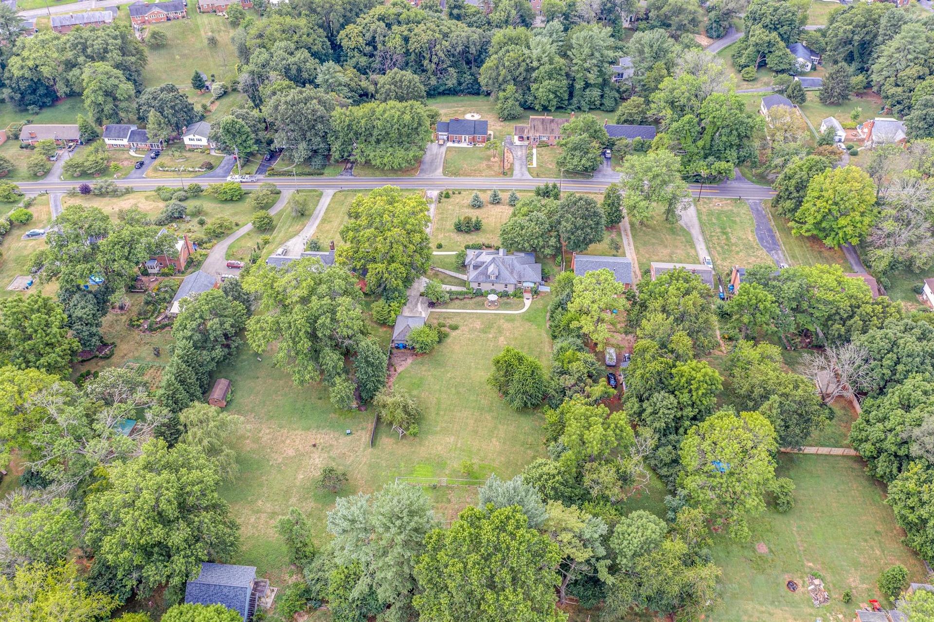 3467 Grandin Road Southwest Roanoke, VA 24018 - Photo 57 of 60 57-3467 Grandin Rd SW 057