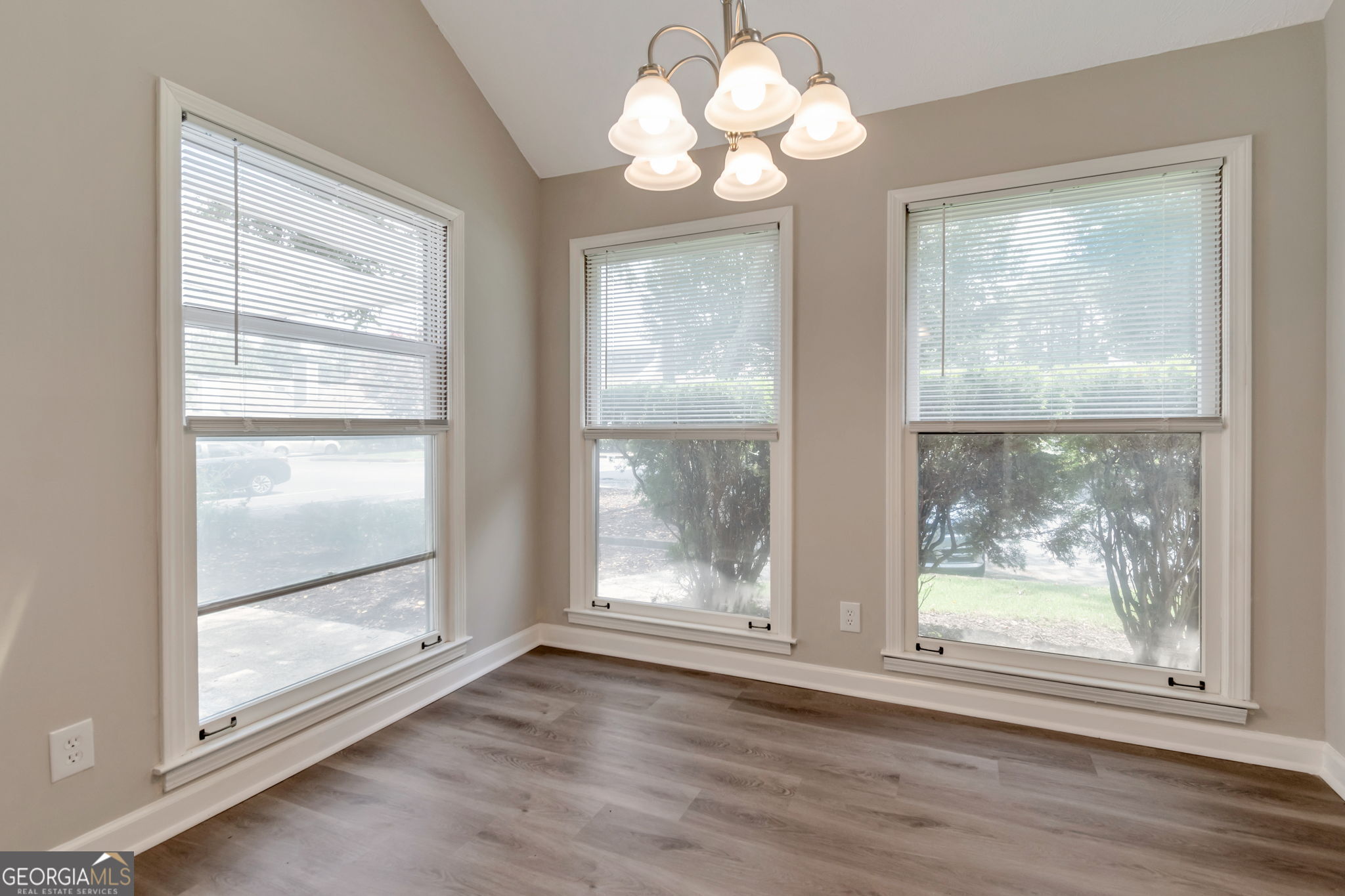1507 Planters Ridge Lane Alpharetta, GA 30004 - Photo 5 of 13