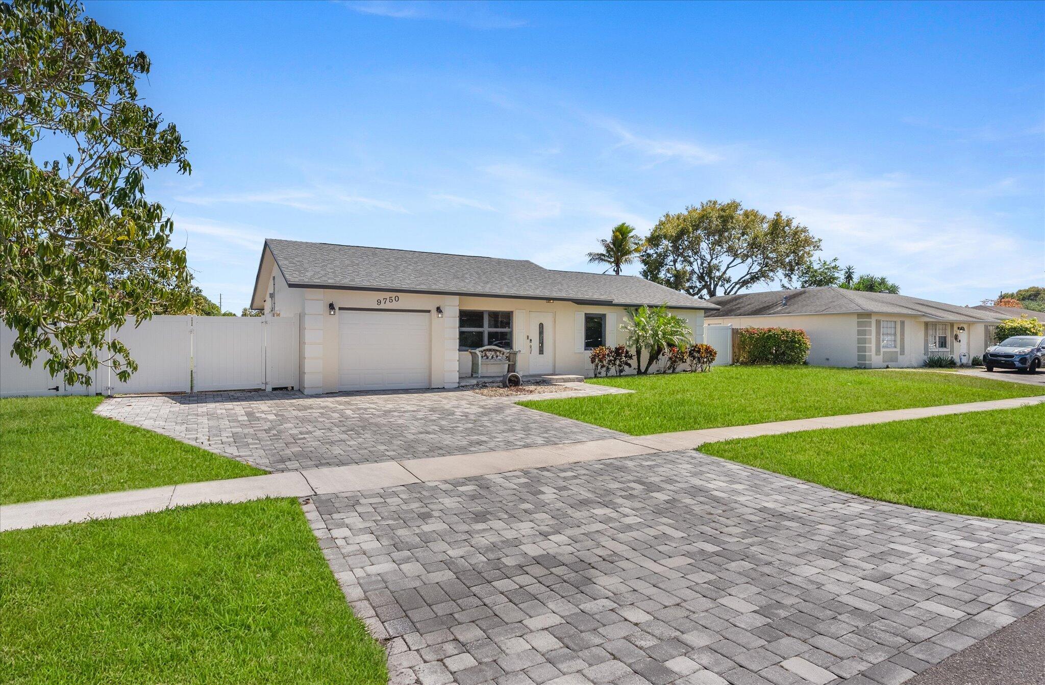 9750 Alaska Circle Boca Raton, FL 33434 - Photo 1 of 35 01-1