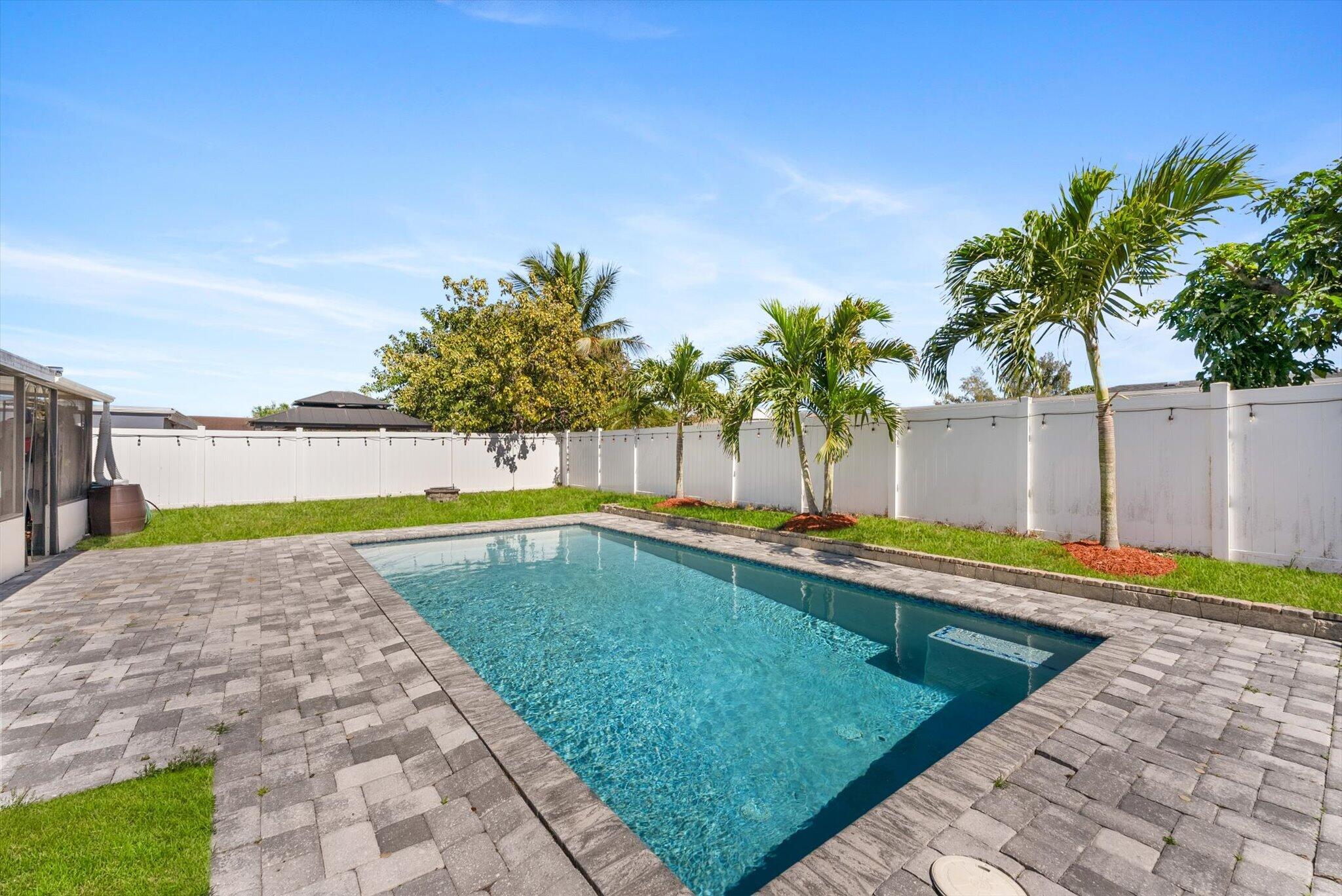 9750 Alaska Circle Boca Raton, FL 33434 - Photo 27 of 35 25-25