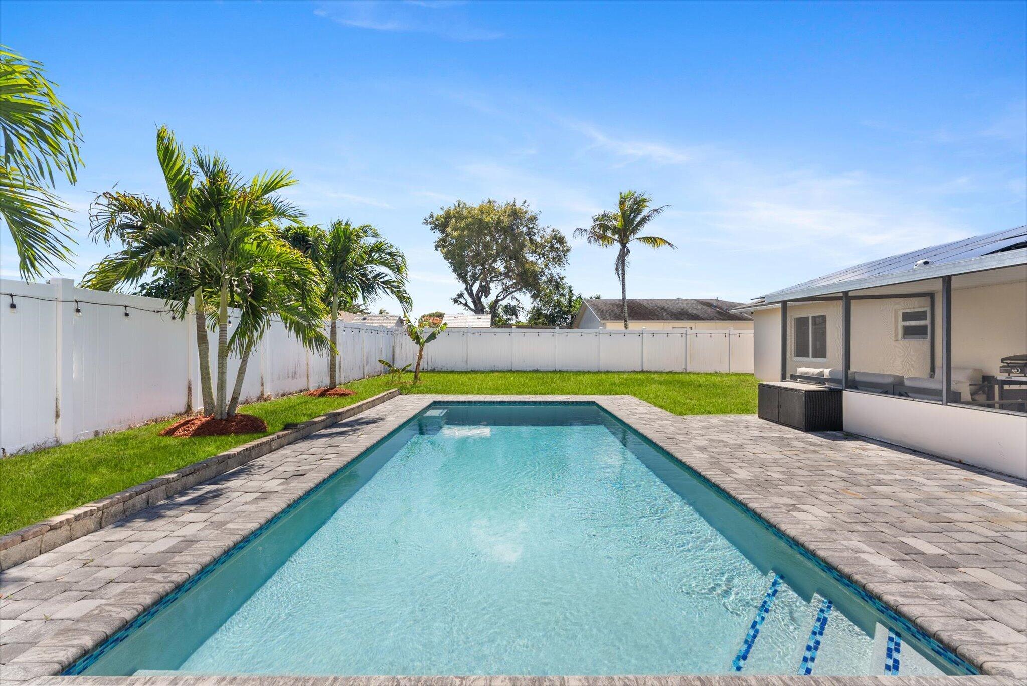 9750 Alaska Circle Boca Raton, FL 33434 - Photo 3 of 35 24-24