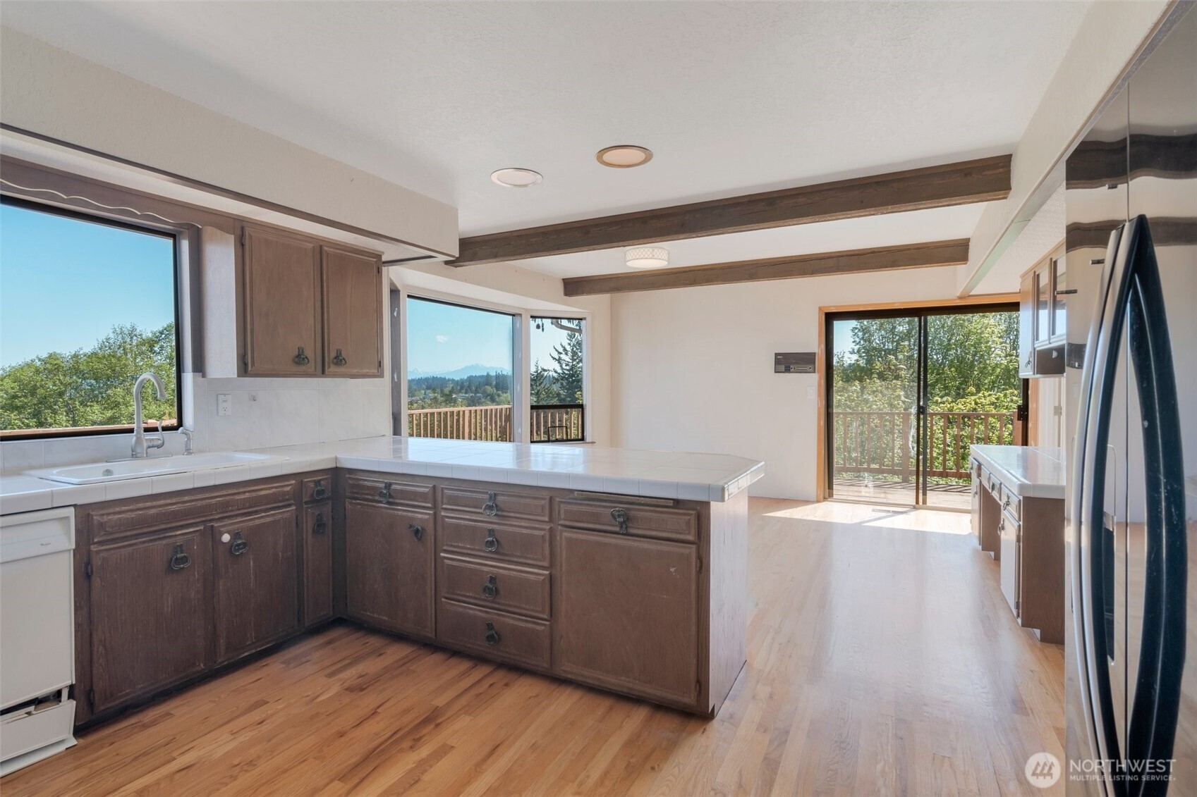 1926 Maple Street Everett, WA 98203 - Photo 13 of 33