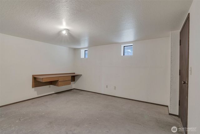 $1,050,000 | 1926 Maple Street, Everett, WA 98203