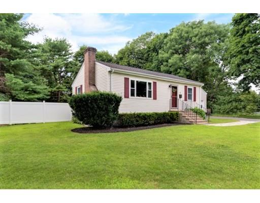 4 Erwin Road North Reading, MA 01864 - Photo 2 of 23 Gallery Image 2