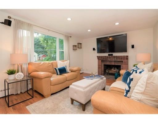 4 Erwin Road North Reading, MA 01864 - Photo 5 of 23 Gallery Image 5