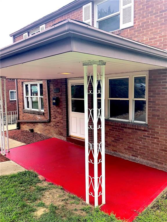 2399 Rose Garden Road Pittsburgh, PA 15220 - Photo 2 of 24 Gallery Image 2