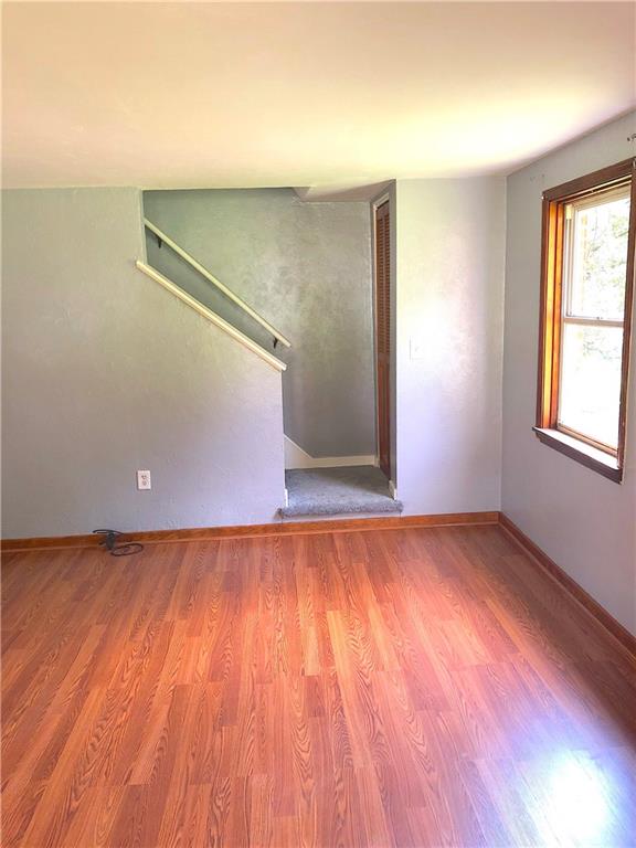 2399 Rose Garden Road Pittsburgh, PA 15220 - Photo 15 of 24 Gallery Image 15