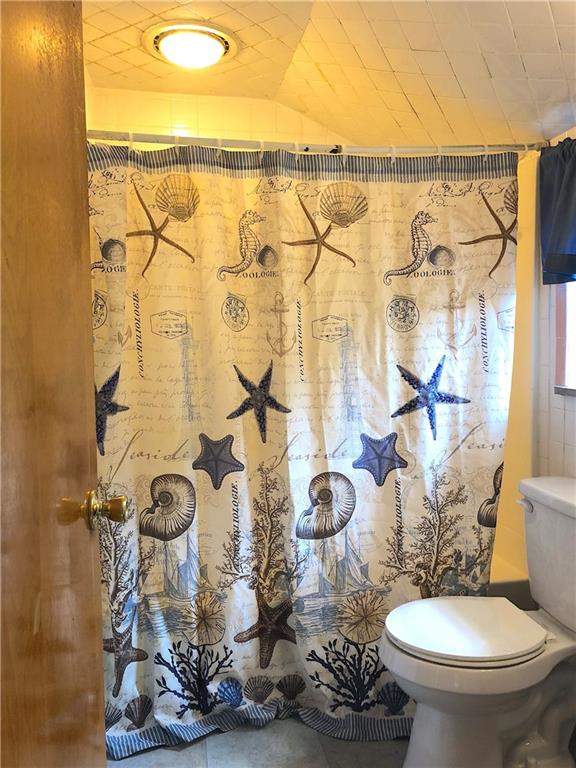 2399 Rose Garden Road Pittsburgh, PA 15220 - Photo 19 of 24 Gallery Image 19