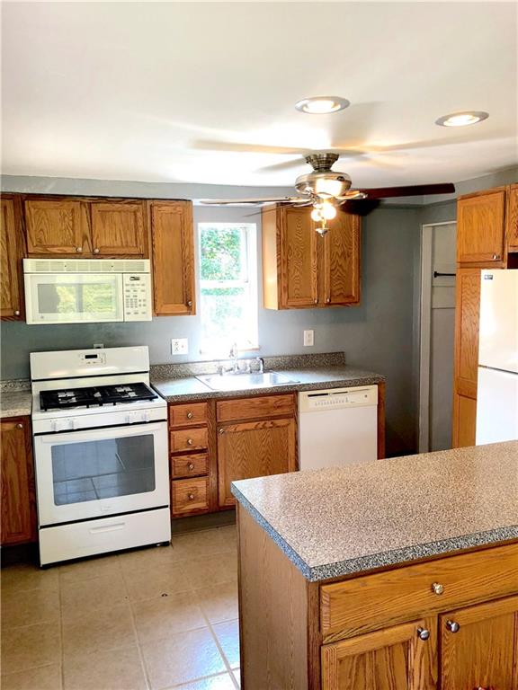 2399 Rose Garden Road Pittsburgh, PA 15220 - Photo 5 of 24 Gallery Image 5