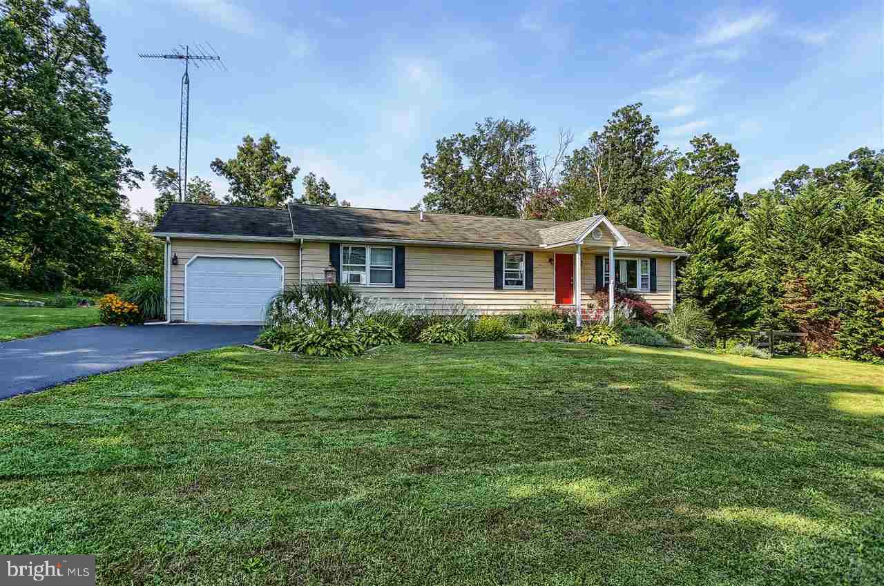 1011 Gettysburg Road Littlestown, PA 17340 - Photo 5 of 36