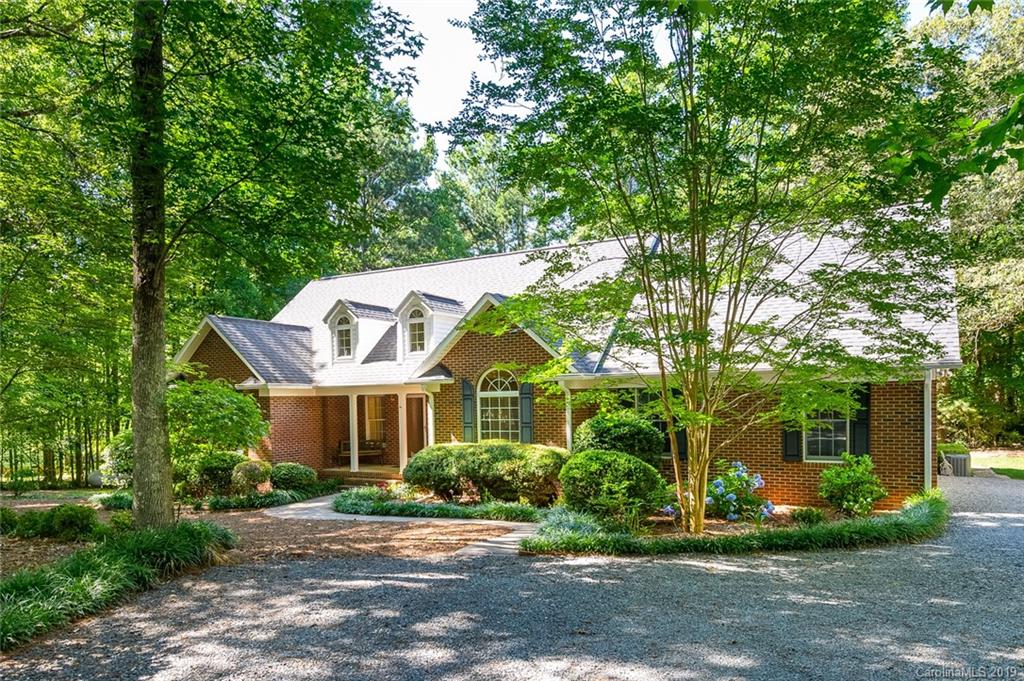 7403 Davis Road Waxhaw, NC 28173 - Photo 2 of 25 Gallery Image 2