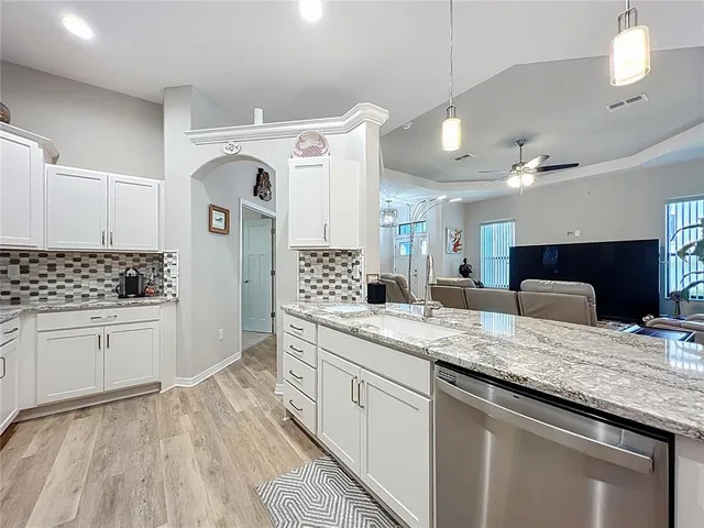 $315,000 | 8 Deer Court, Unit 15, Homosassa, FL 34446