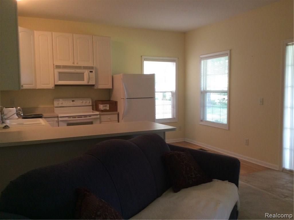 2435 West Coon Lake Road Howell, MI 48843 - Photo 27 of 34 image.jpg