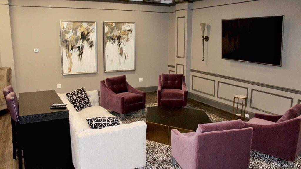 480 Bedford Road, Unit 401 Chappaqua, NY 10514 - Photo 3 of 12 Sitting area