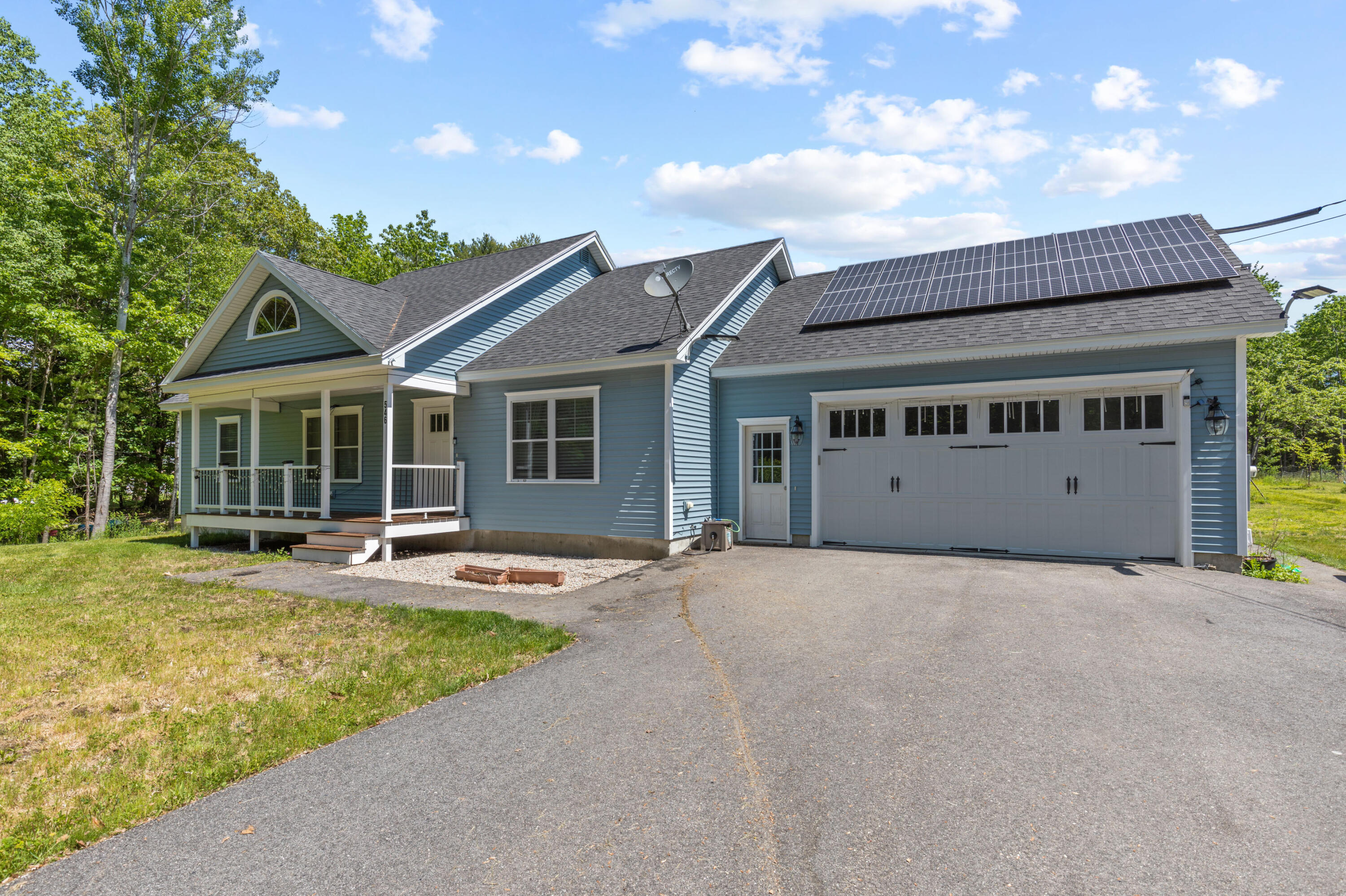 546 River Road Buxton, ME 04093 - Photo 3 of 44 96E54573-FF7E-44F5-8CD3-77856EACAD88