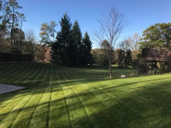 $890,000 | 4406 Hickory Grove Court Northeast, Ada, MI 49301