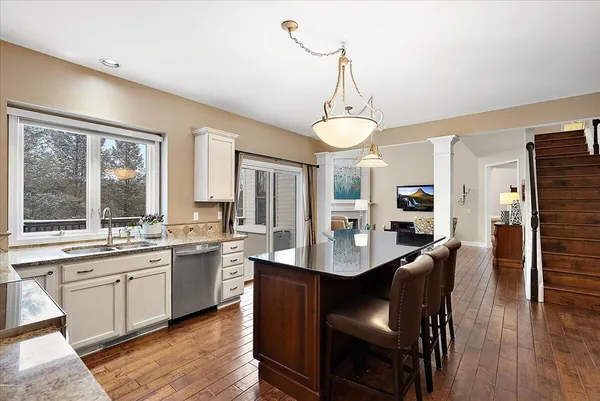 $890,000 | 4406 Hickory Grove Court Northeast, Ada, MI 49301