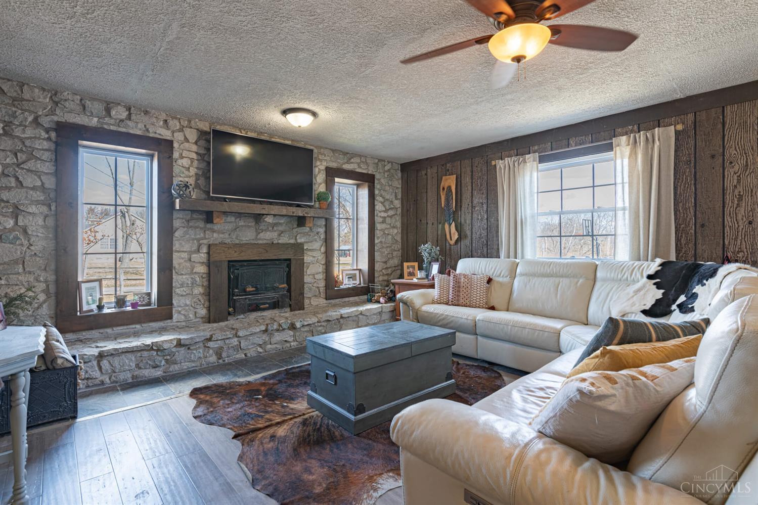 10250 Eby Road Germantown, OH 45327 - Photo 4 of 42 Gallery Image 4