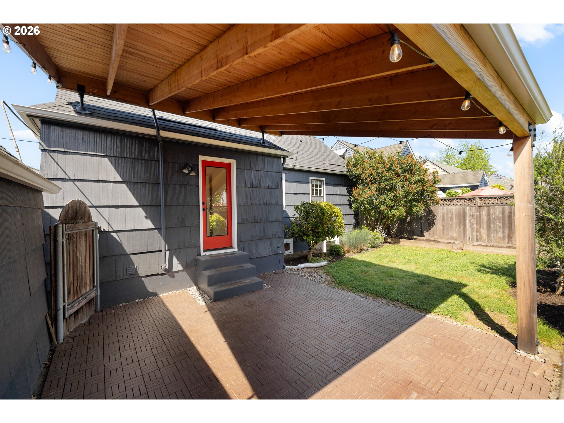2014 Northeast Crane Street Portland, OR 97211 - Photo 39 of 44