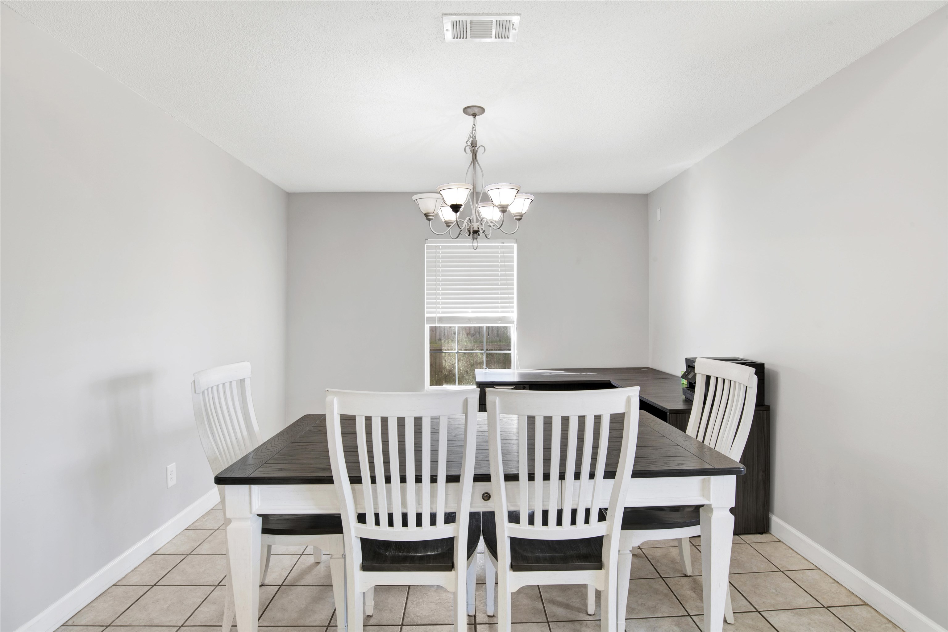 24605 Tarpon Lane Orange Beach, AL 36561 - Photo 14 of 36 Dining Area