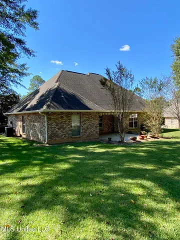 $349,500 | 105 Fox Pen Drive, Carriere, MS 39426