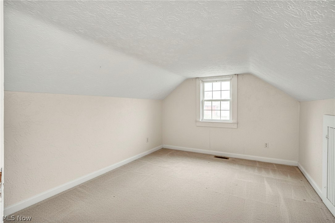 56 Vesper Street Akron, OH 44310 - Photo 28 of 37