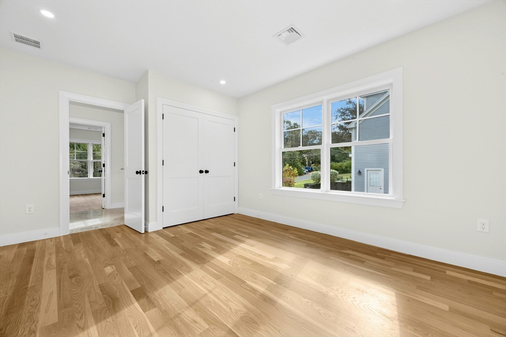 46 Asbury Street Lexington, MA 02421 - Photo 27 of 40