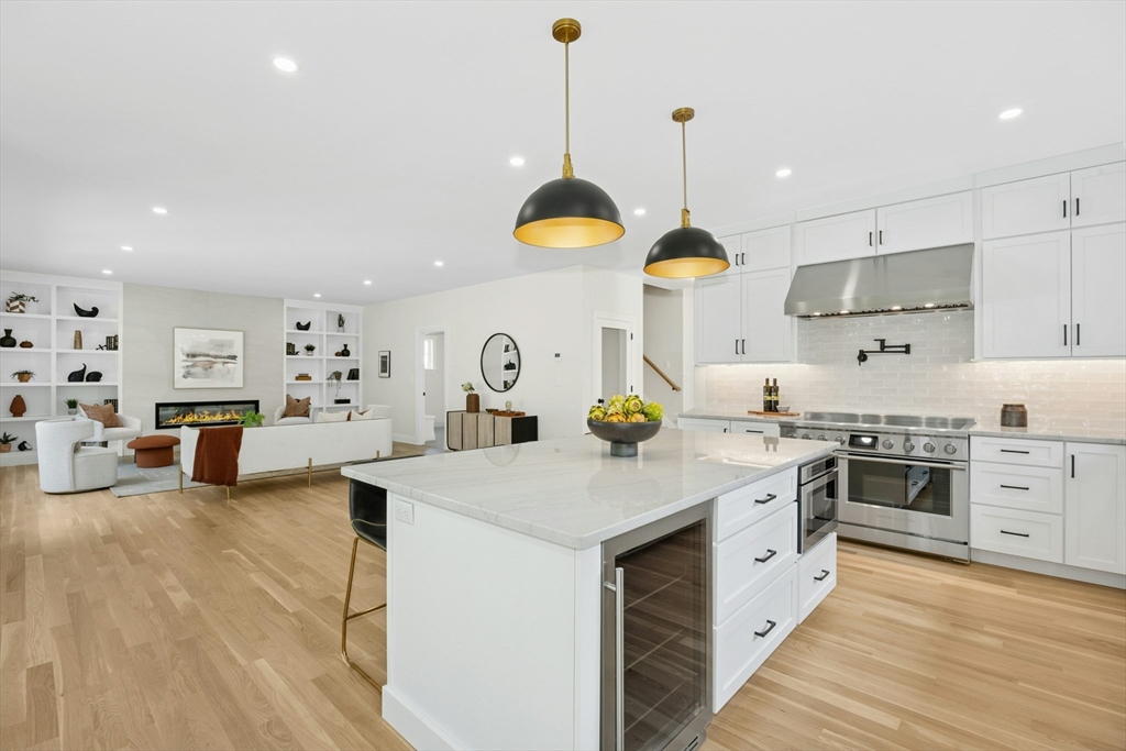 46 Asbury Street Lexington, MA 02421 - Photo 6 of 40