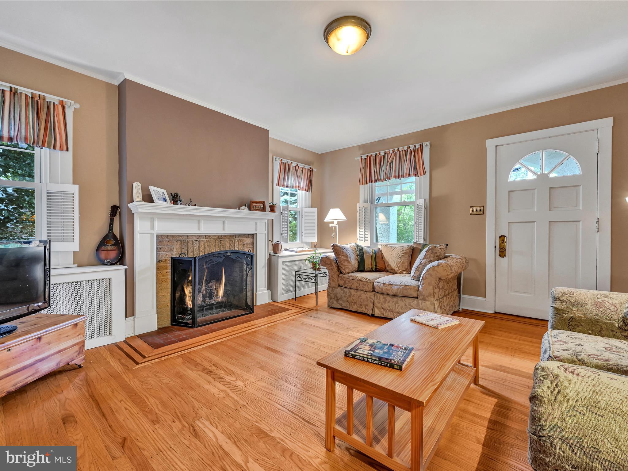 1421 Kingsley Road Havertown, PA 19083 - Photo 6 of 35 Living Room