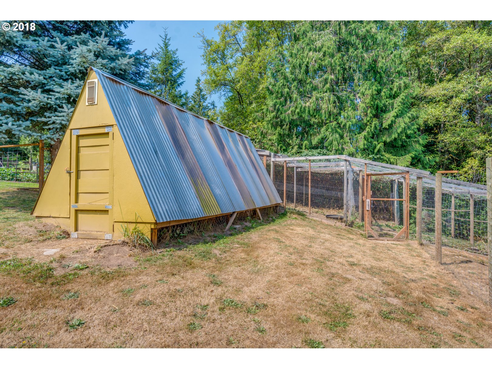 66794 Doetsch Road Deer Island, OR 97054 - Photo 29 of 32 a view of a backyard