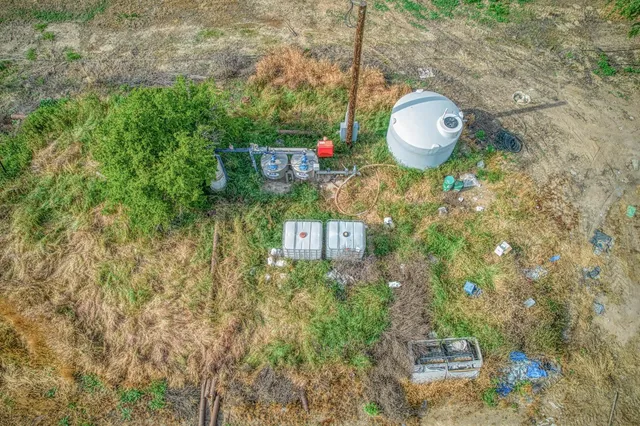 a view of a outdoor space