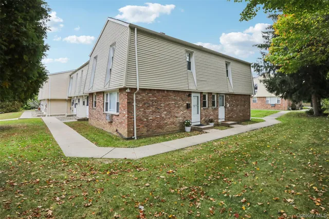 $199,000 | 20 Main Street, Unit 20, Garnerville, NY 10923