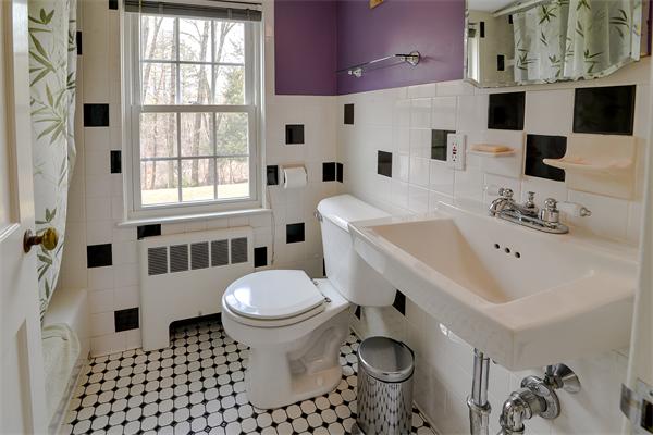 19 Lena Road Natick, MA 01760 - Photo 18 of 29 Gallery Image 18