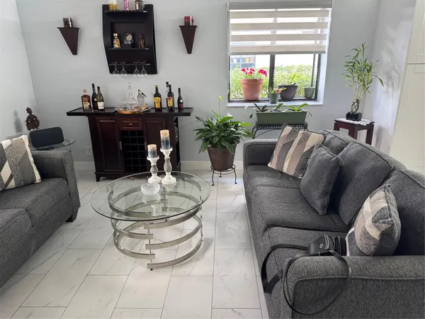 $275,000 | Undisclosed Address, Tamarac, FL 33321