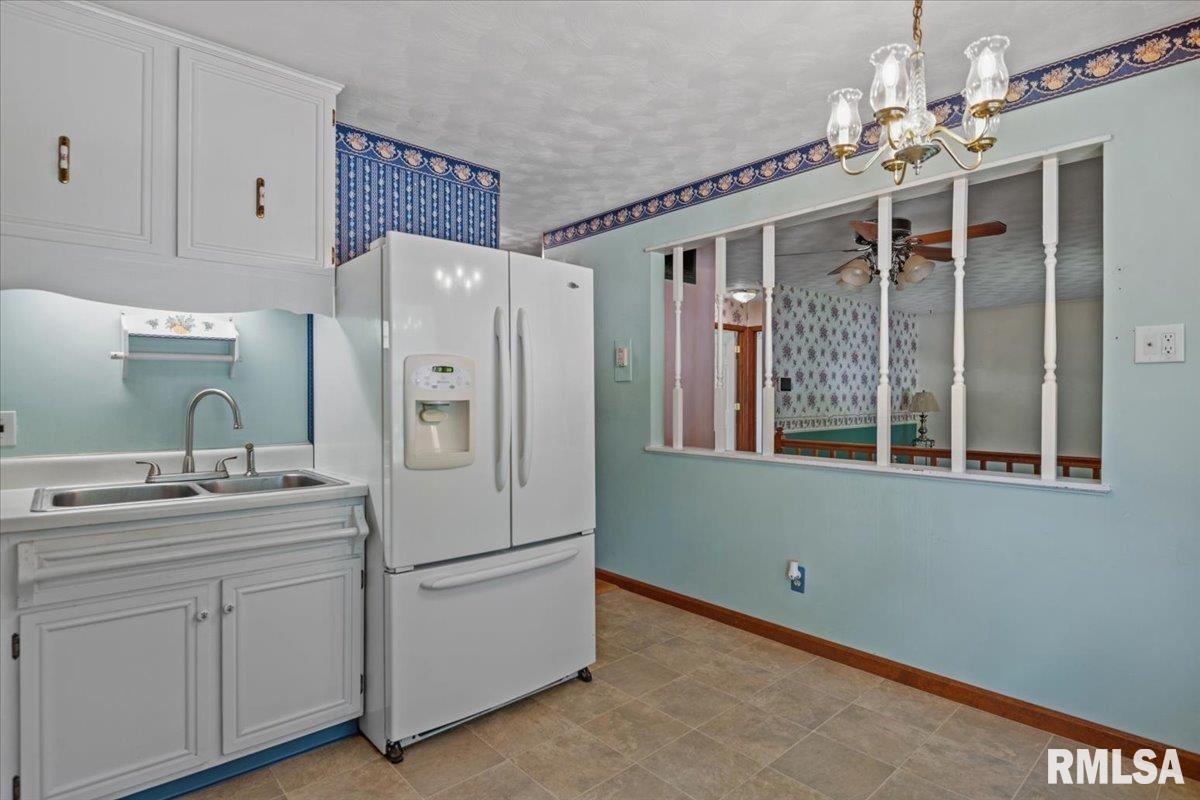 1821 Denton Street Springfield, IL 62702 - Photo 11 of 32 Gallery Image 11