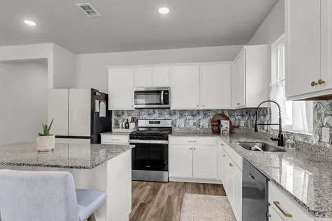 $389,000 | 259 West Bradford Pointe Drive, Summerville, SC 29486