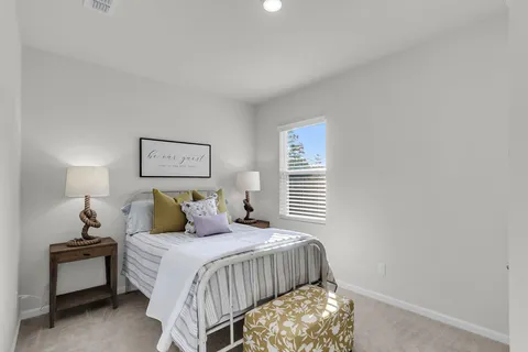 $389,000 | 259 West Bradford Pointe Drive, Summerville, SC 29486