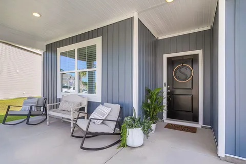 $389,000 | 259 West Bradford Pointe Drive, Summerville, SC 29486