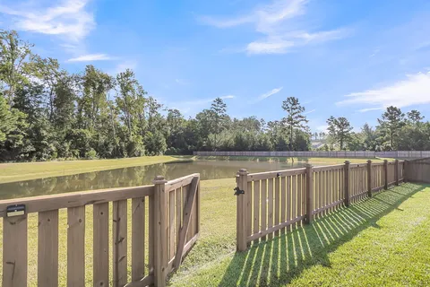 $389,000 | 259 West Bradford Pointe Drive, Summerville, SC 29486