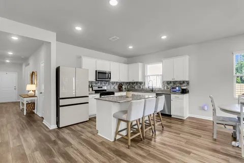 $389,000 | 259 West Bradford Pointe Drive, Summerville, SC 29486