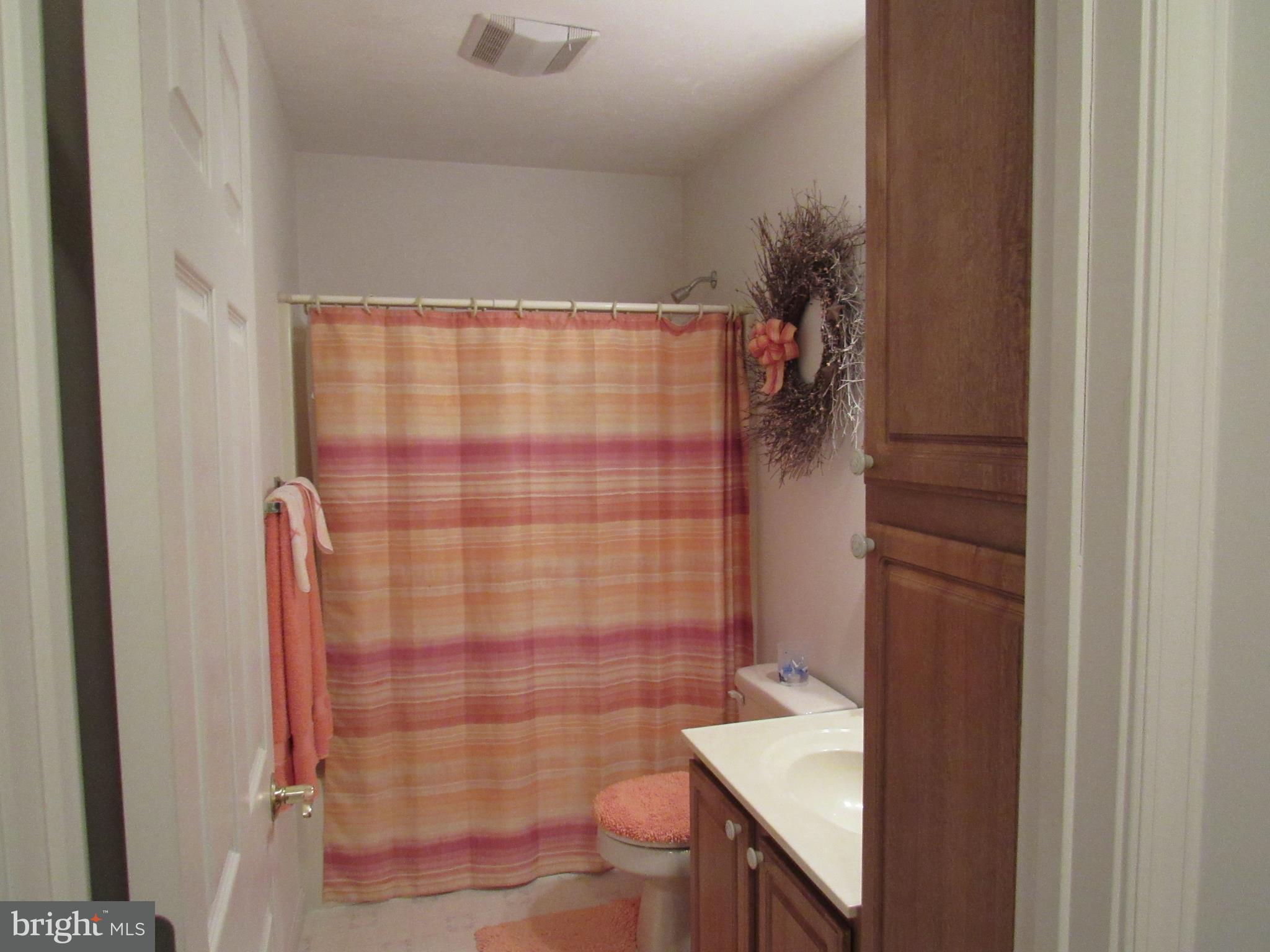 630 Brough Road Abbottstown, PA 17301 - Photo 11 of 35 Another Full Bath