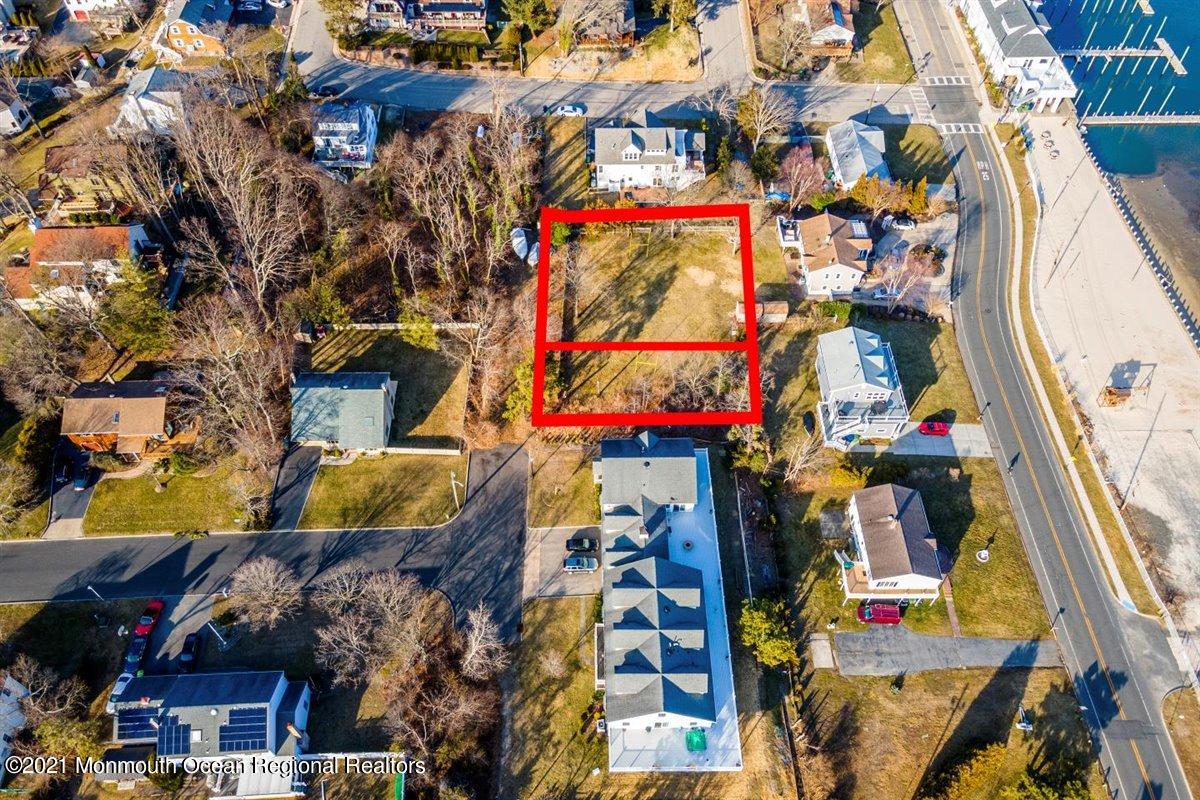 54 Ridgewood Way Neptune Township, NJ 07753 - Photo 18 of 42 18-52&54RidgewoodWay_017