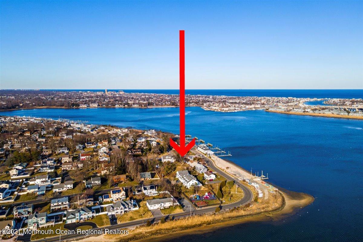 54 Ridgewood Way Neptune Township, NJ 07753 - Photo 3 of 42 03-52&54RidgewoodWay_002