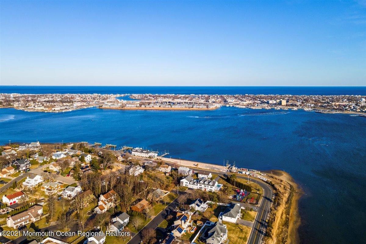 54 Ridgewood Way Neptune Township, NJ 07753 - Photo 23 of 42 23-52&54RidgewoodWay_022