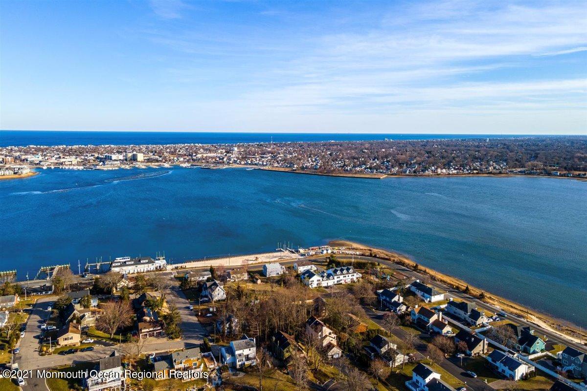 54 Ridgewood Way Neptune Township, NJ 07753 - Photo 25 of 42 25-52&54RidgewoodWay_024