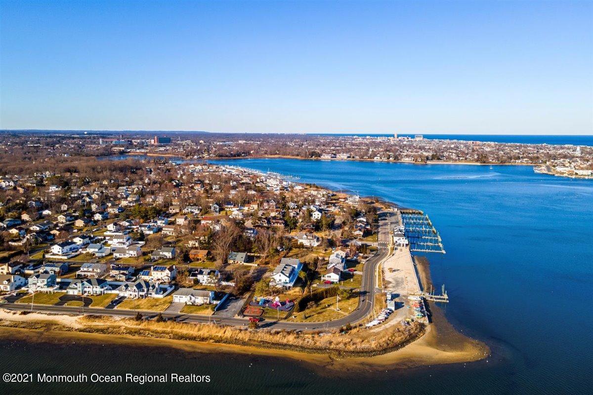 54 Ridgewood Way Neptune Township, NJ 07753 - Photo 28 of 42 28-52&54RidgewoodWay_027