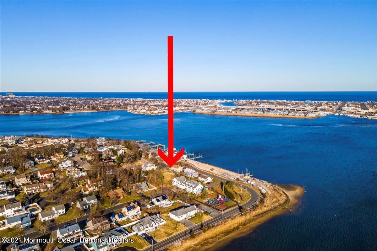 54 Ridgewood Way Neptune Township, NJ 07753 - Photo 4 of 42 04-52&54RidgewoodWay_003